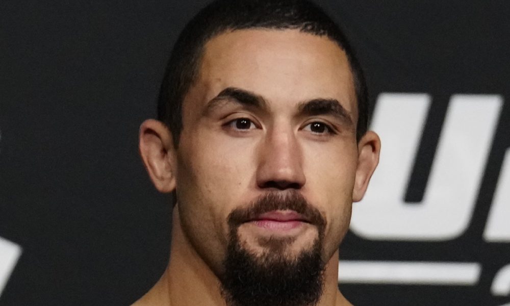 Robert Whittaker integra o ranking peso-por-peso do UFC