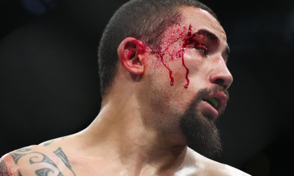 Robert Whittaker foi nocauteado por Dricus du Plessis no UFC 290