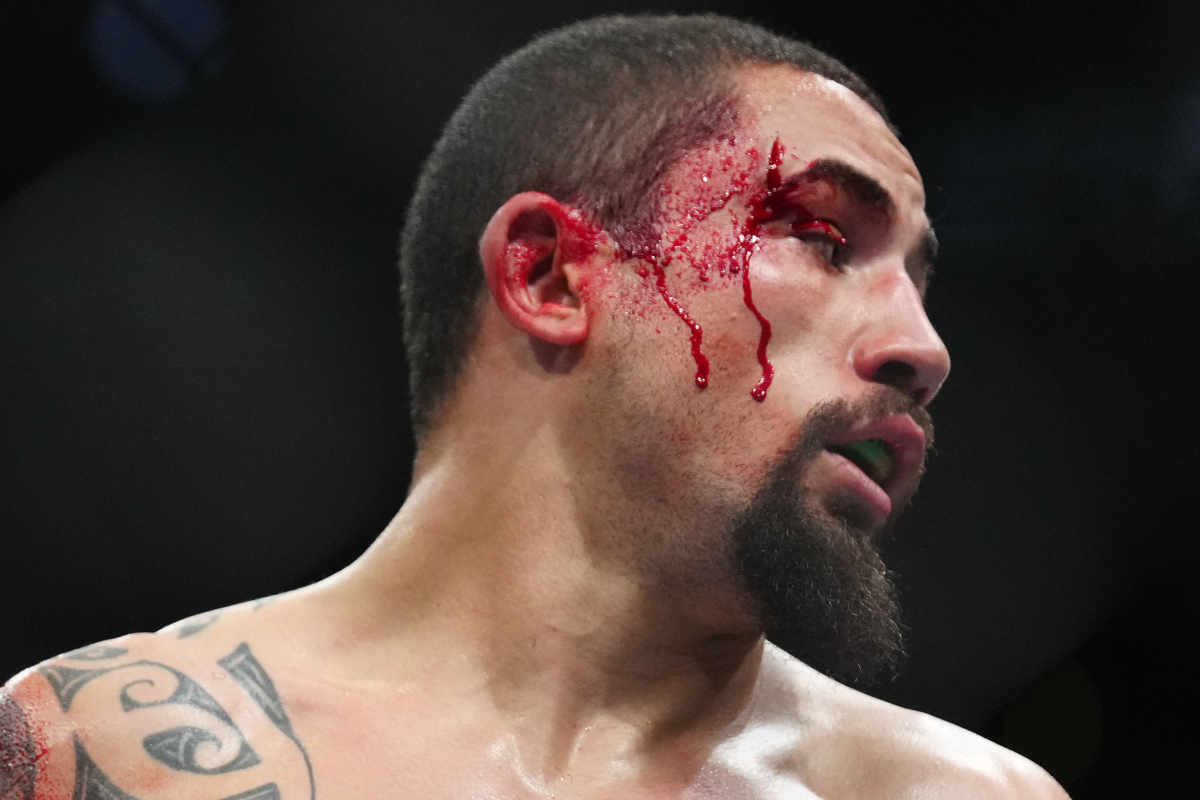 Robert Whittaker foi nocauteado por Dricus du Plessis no UFC 290