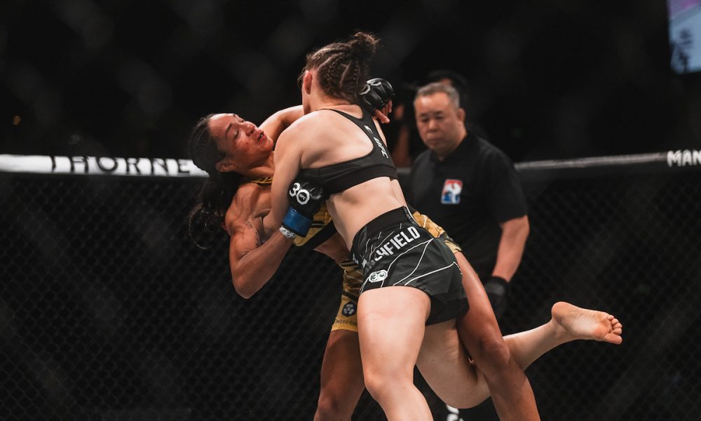 Taila Santos foi derrotada por Erin Blanchfield no UFC Singapura.