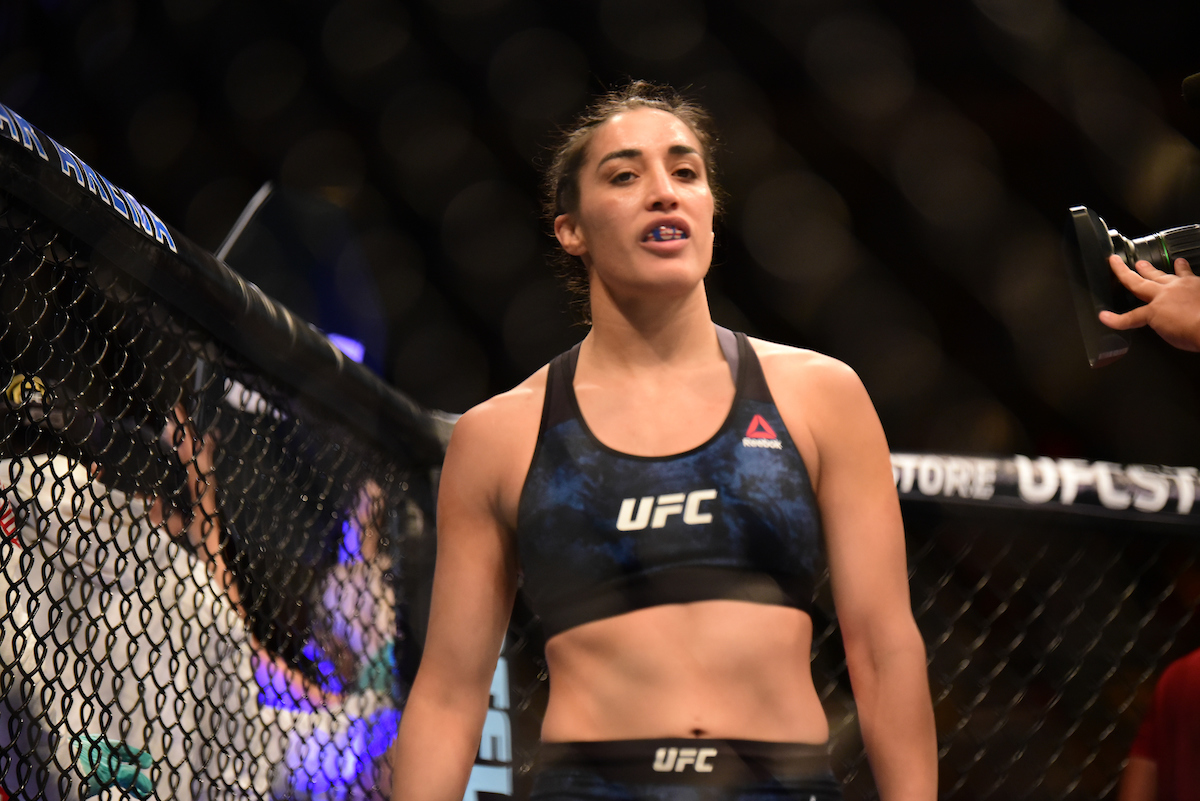 Tatiana Suarez detalha lesão “estranha” que a tirou do UFC 298