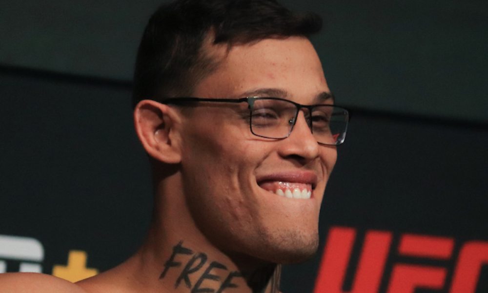 Caio Borralho é uma promessa do MMA nacional e integra o peso-médio do UFC