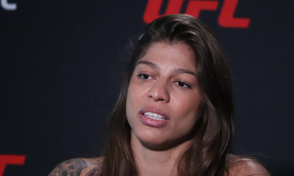 Mayra Sheetara anuncia falha em teste antidoping.