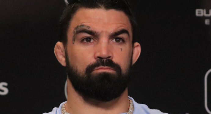 Mike Perry embolsa R$ 3 milhões em vitória sobre Thiago Pitbull no Bare Knuckle FC