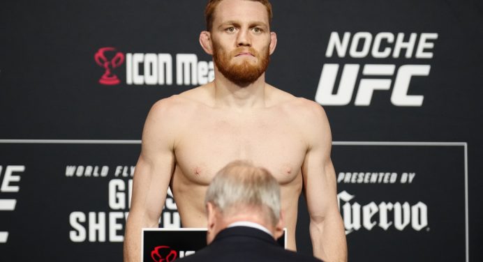 Jack Della Maddalena promete mandar Islam Makhachev de volta ao peso-leve