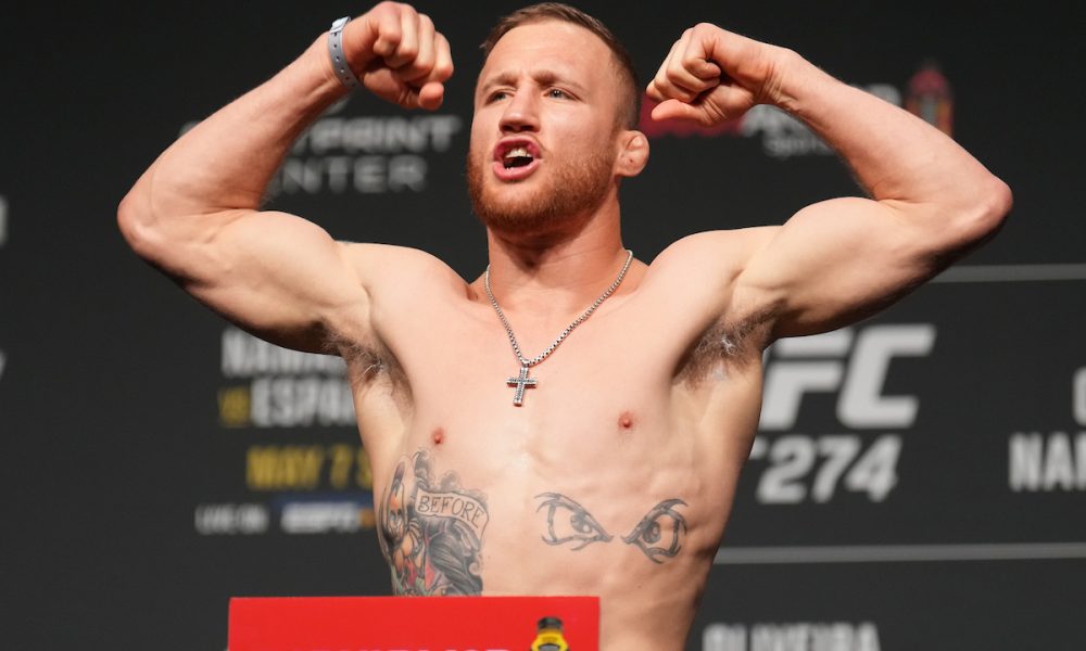 Justin Gaethje na pesagem cerimonial do UFC 274.