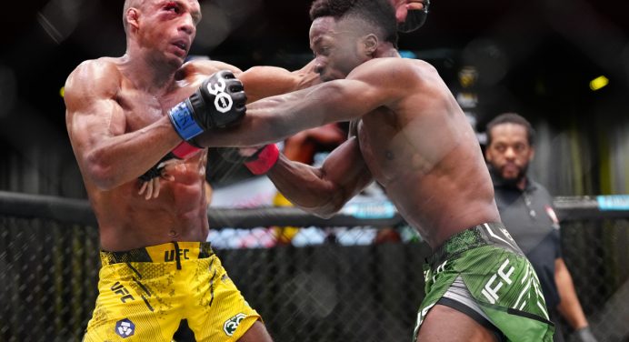 Edson Barboza reconhece erro técnico no 1º round do UFC Vegas