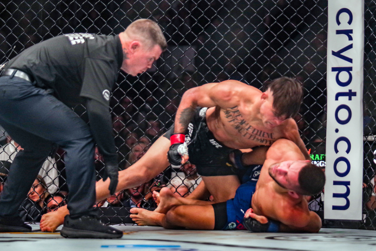 Diego Lopes venceu a segunda luta seguida no UFC