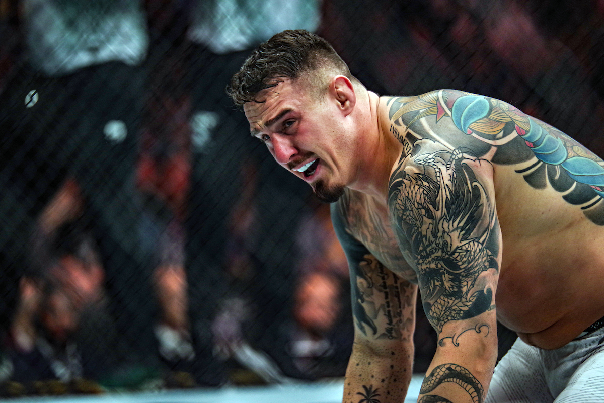 Tom Aspinall admite ‘perder’ luta contra Jon Jones para Alex Poatan