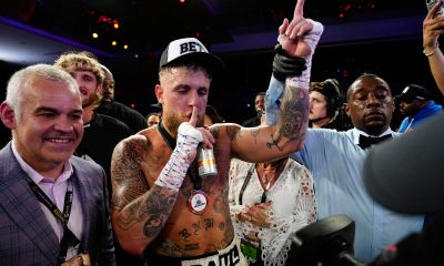 Jake Paul pede silêncio aos haters após nocautear no boxe.