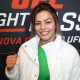 Luana Santos posa para foto após dar entrevista para a Ag Fight em Las Vegas