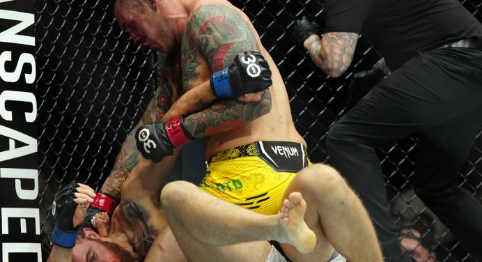 Estreante no UFC, Rodolfo Trator protagoniza virada insana e vence por nocaute