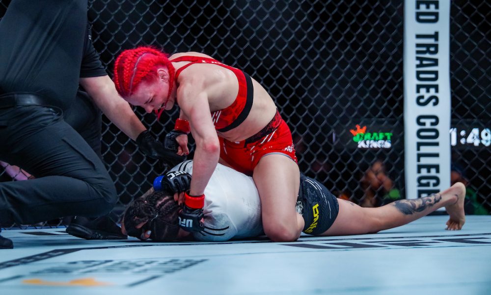 Polyana Viana foi derrotada por Gillian Robertson no UFC 297.