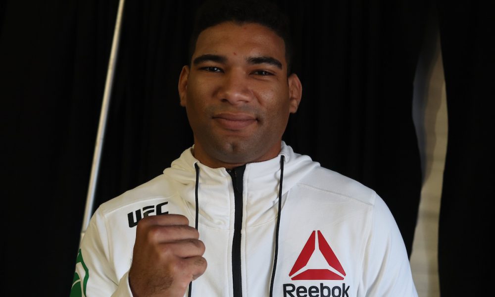 Herbert Burns nos bastidores do UFC 250.