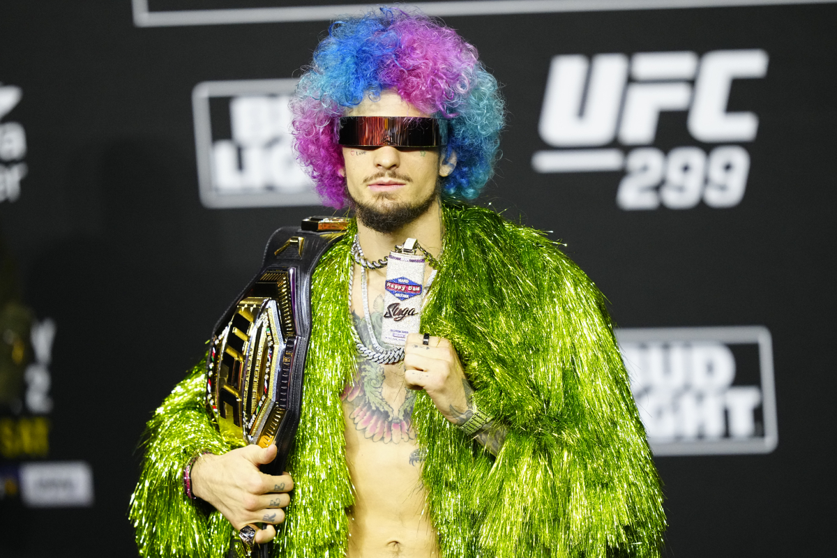 Sean O'Malley na coletiva de imprensa do UFC 299.