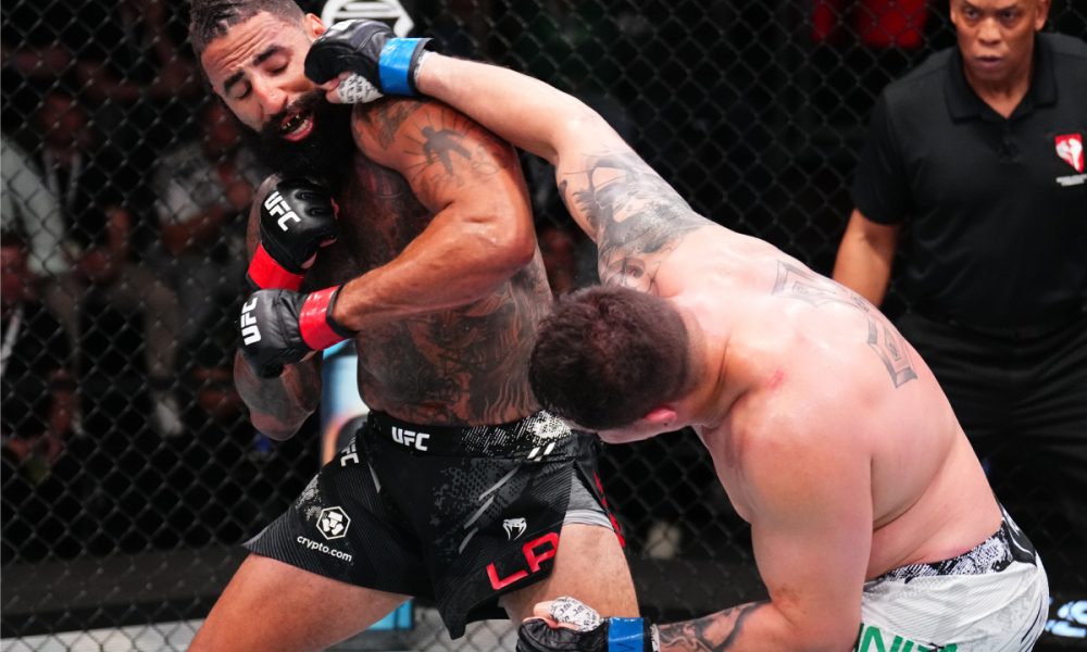 Jhonata Diniz venceu na sua estreia no UFC.