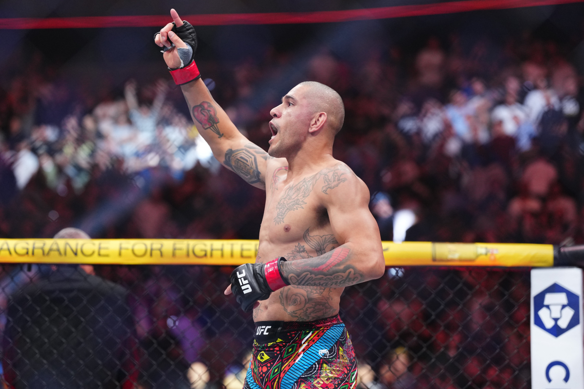 Alex Poatan é campeão dos meio-pesados do UFC