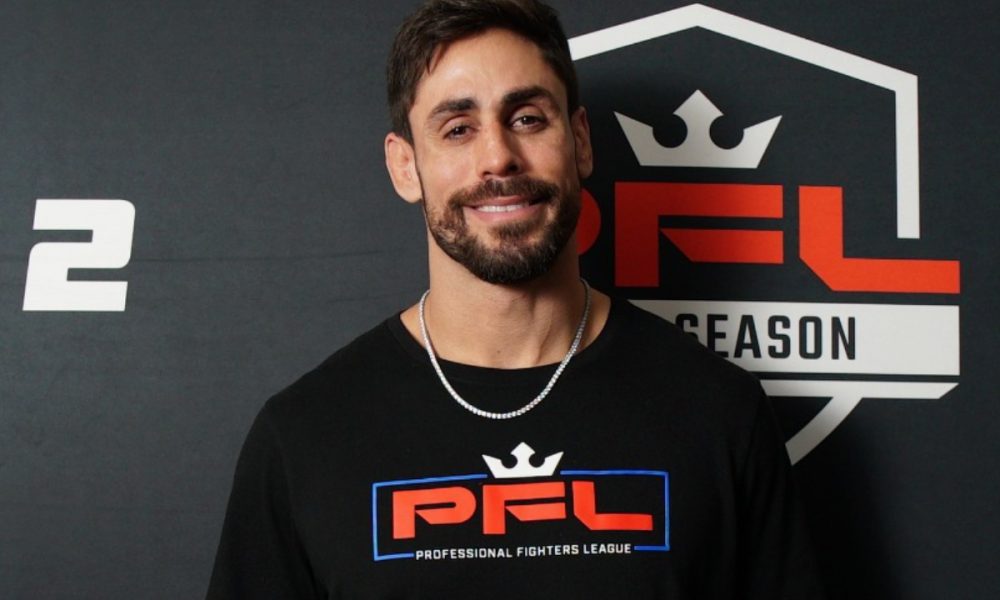 Antônio Cara de Sapato conversa com a imprensa antes do retorno à PFL