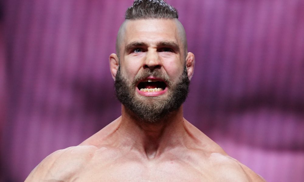 Jiri Prochazka é ex-campeão dos meio-pesados do UFC