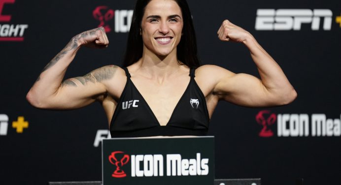 Norma Dumont mira ex-campeã de olho em disputa pelo cinturão