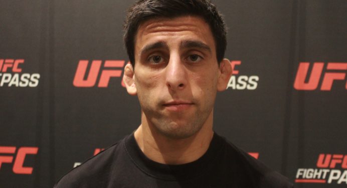 Praia e samba! Desafiante ao título, Steve Erceg aprova visita ao Brasil antes do UFC Rio