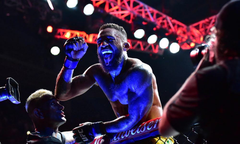 Joanderson Tubarão comemora sua vitória no UFC Rio.