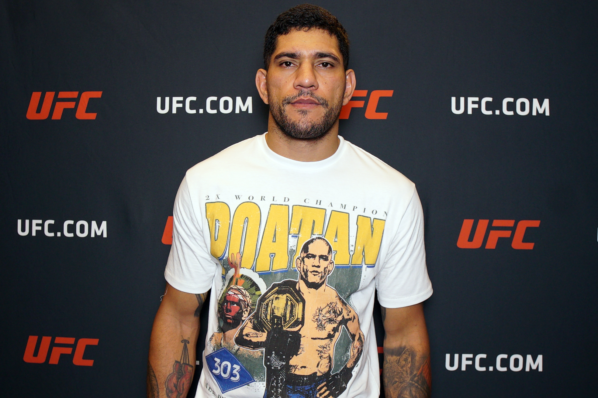 Poatan analisa chance de trilogia com Prochazka em caso de derrota no UFC 303: “Inevitável”