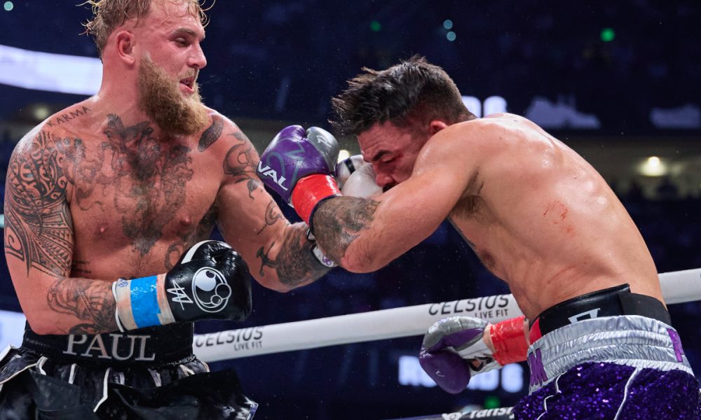 Jake Paul venceu Mike Perry em luta de boxe