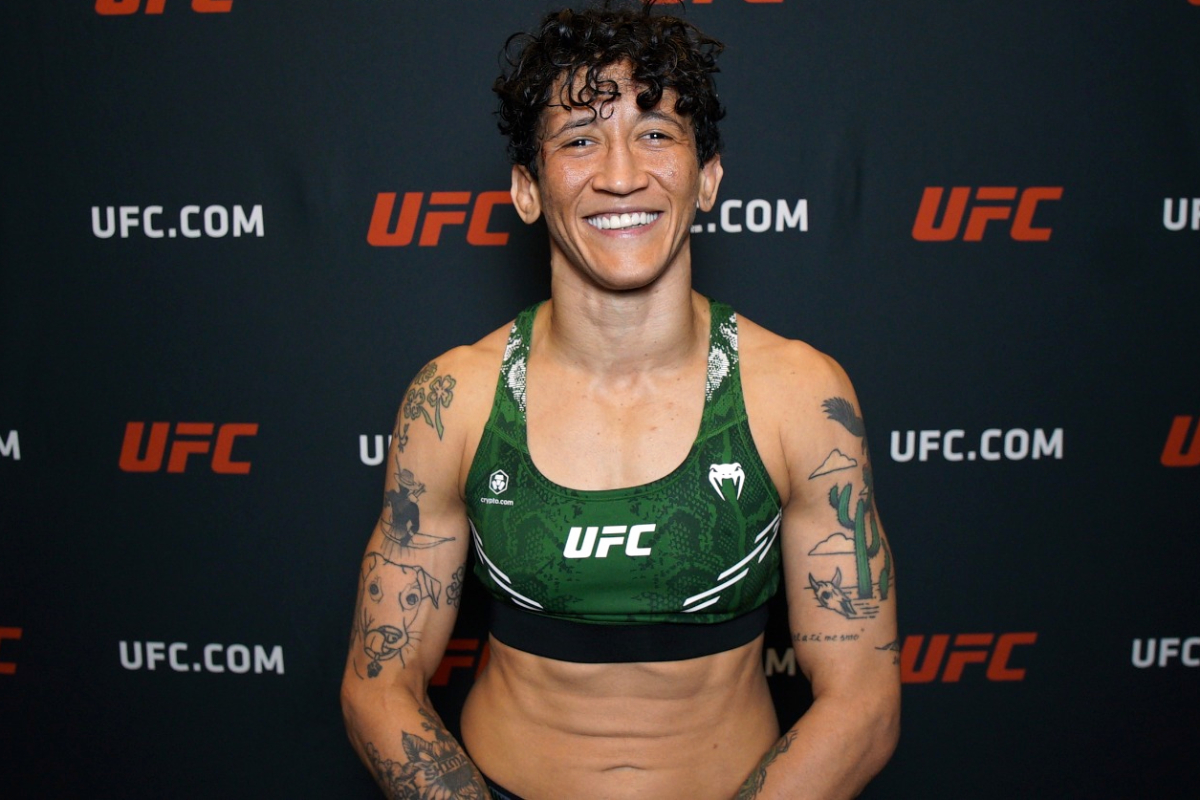 Virna Jandiroba reflete sobre chance de disputar cinturão do UFC: “Promessa”
