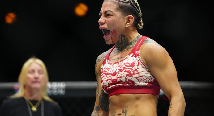 Ketlen Esquentadinha fatura bônus de R$ 280 mil por ‘Performance da Noite’ no Noche UFC