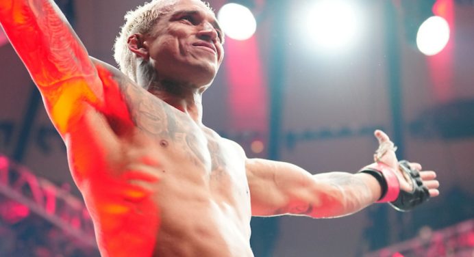 Charles do Bronx dispara antes de enfrentar Topuria: “Sou um problema para ele”