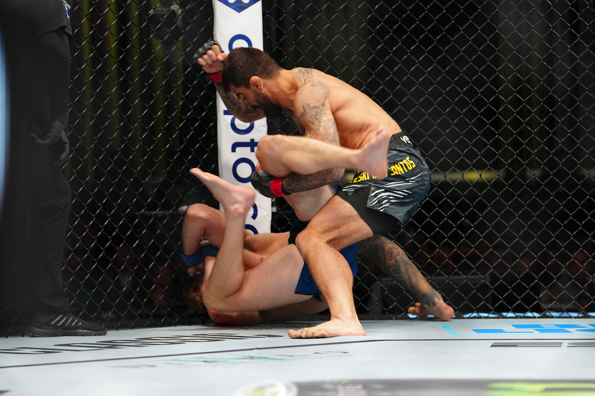 Elizeu Capoeira nocauteia em 75 segundos e encerra invencibilidade de rival no UFC Vegas 100
