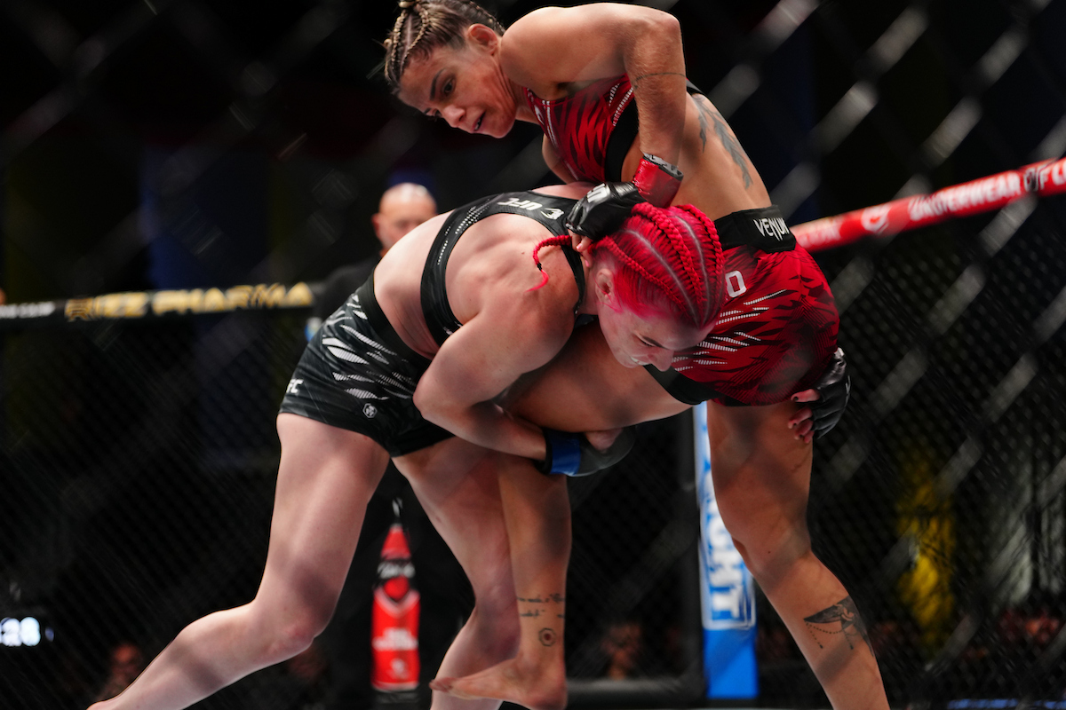 Luana Pinheiro faz luta parelha, mas perde terceira seguida e se complica no UFC