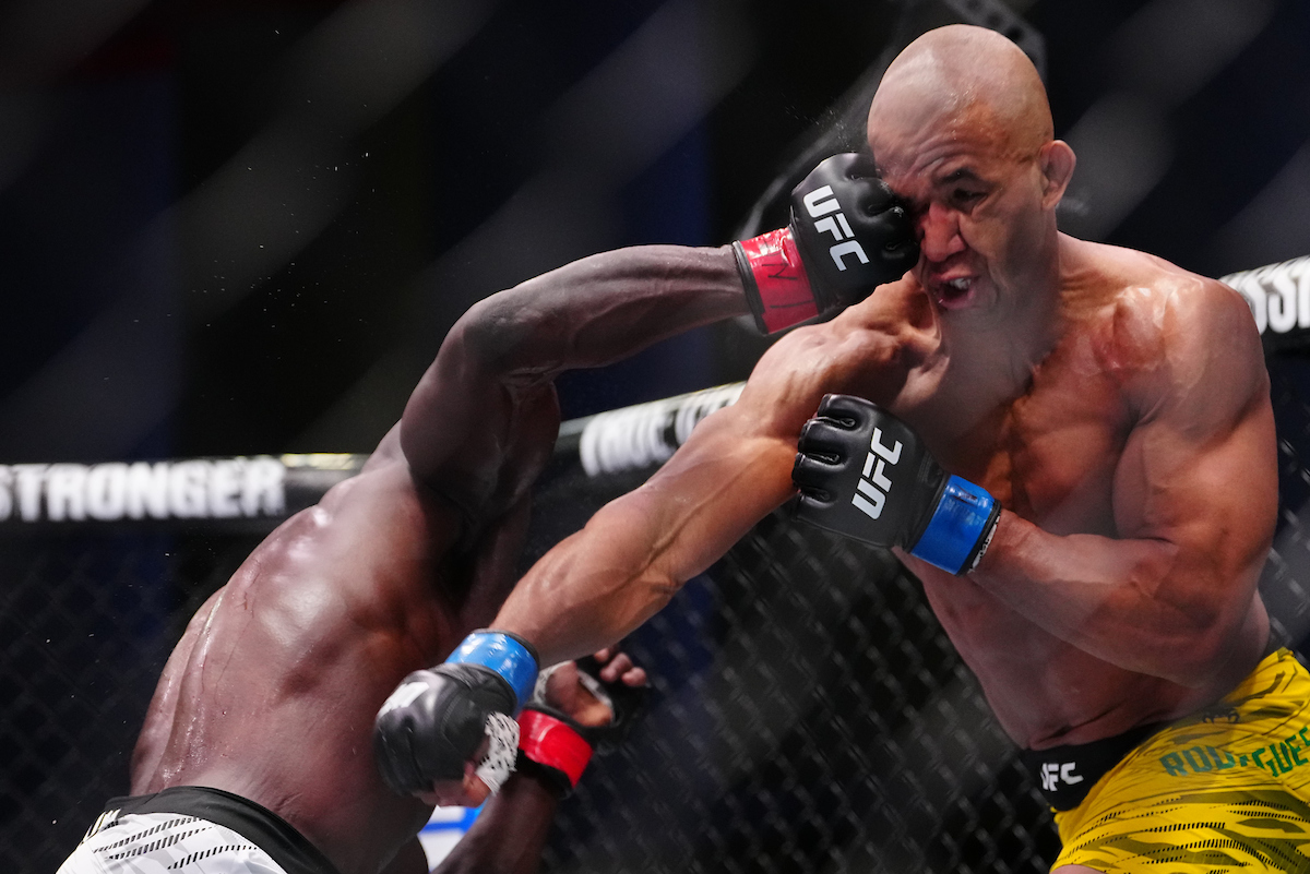 Gregory Robocop foi derrotado por Jared Cannonier no UFC Vegas 102