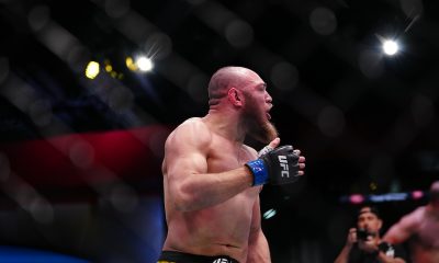 Valter Walker comemora sua vitória no UFC Vegas 102