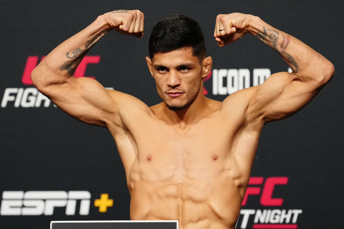 Com Do Bronx no corner, Gabriel Mosquitinho dá show e finaliza australiano no UFC 312