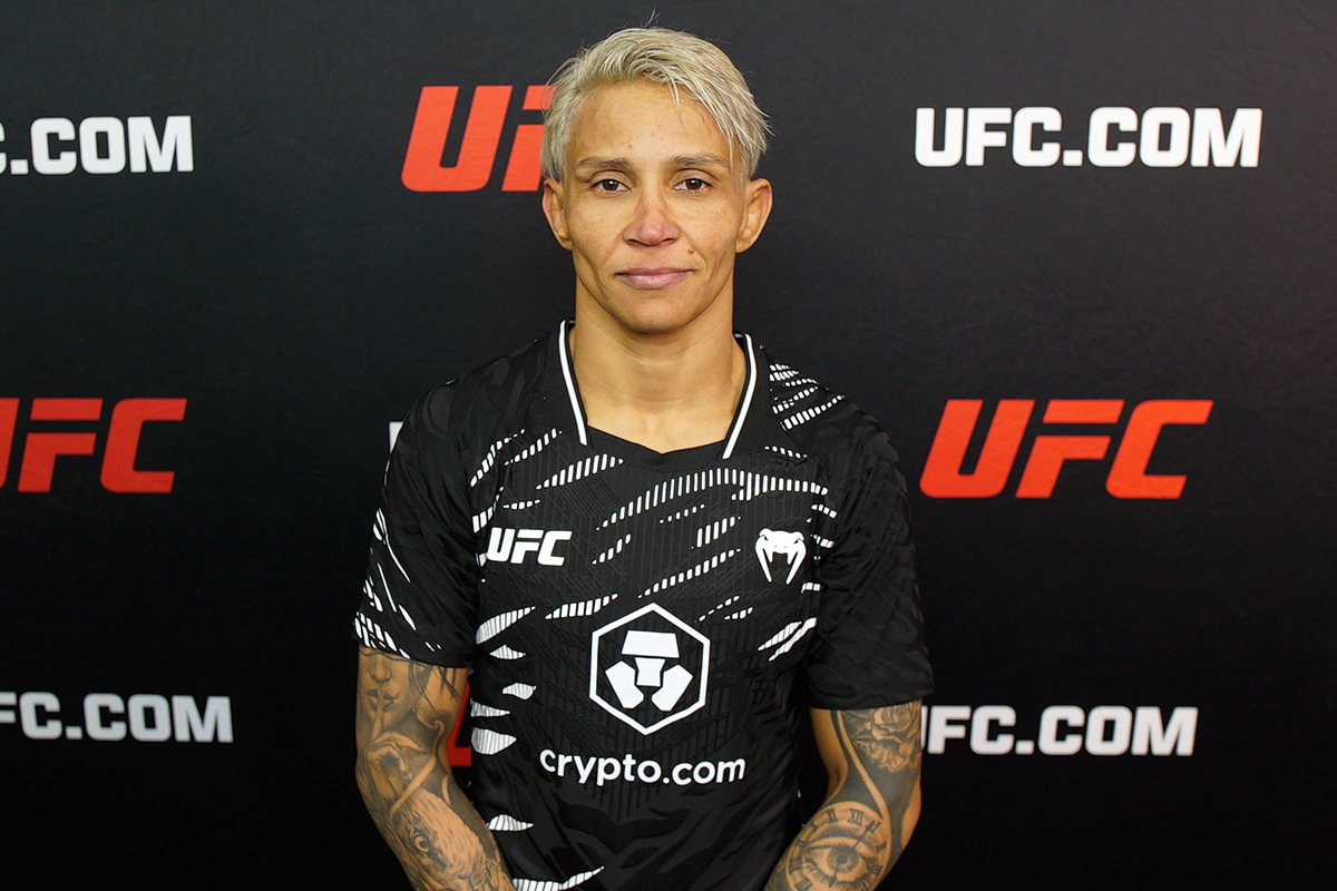 Noche UFC: Amanda Lemos perde para Tatiana Suarez e se afasta de disputa de título