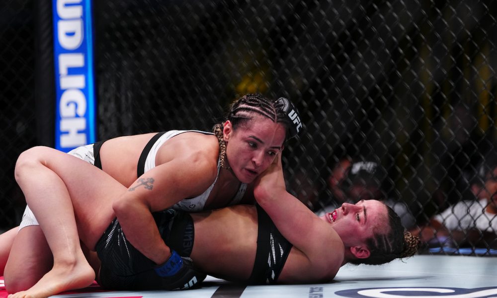 Talita Alencar domina Vanessa Demopoulos no UFC Vegas 105