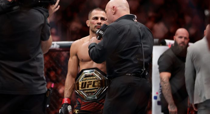 Pantoja não descarta superluta contra Merab, mas questiona: “Preciso subir?”