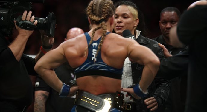 Amanda Nunes surge como zebra para disputa de título contra Kayla Harrison no UFC 324