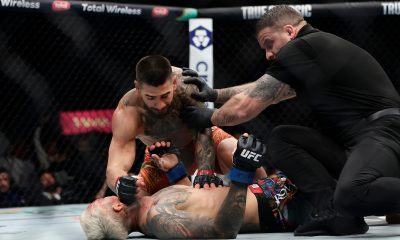 Ilia Topuria nocauteando Charles Do Bronx no UFC 317