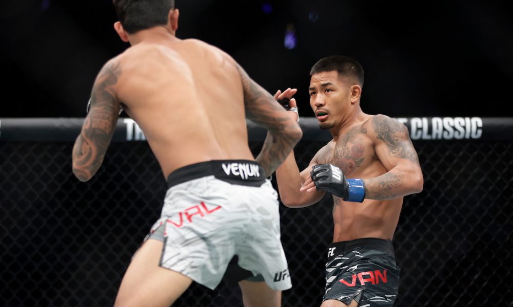 Joshua Van durante duelo contra Brandon Royval pelo UFC 317