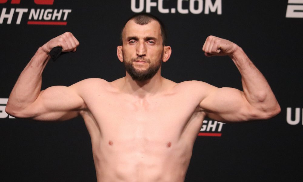 Muslim Salikhov é um dos vetetranos da divisão meio-médio do UFC