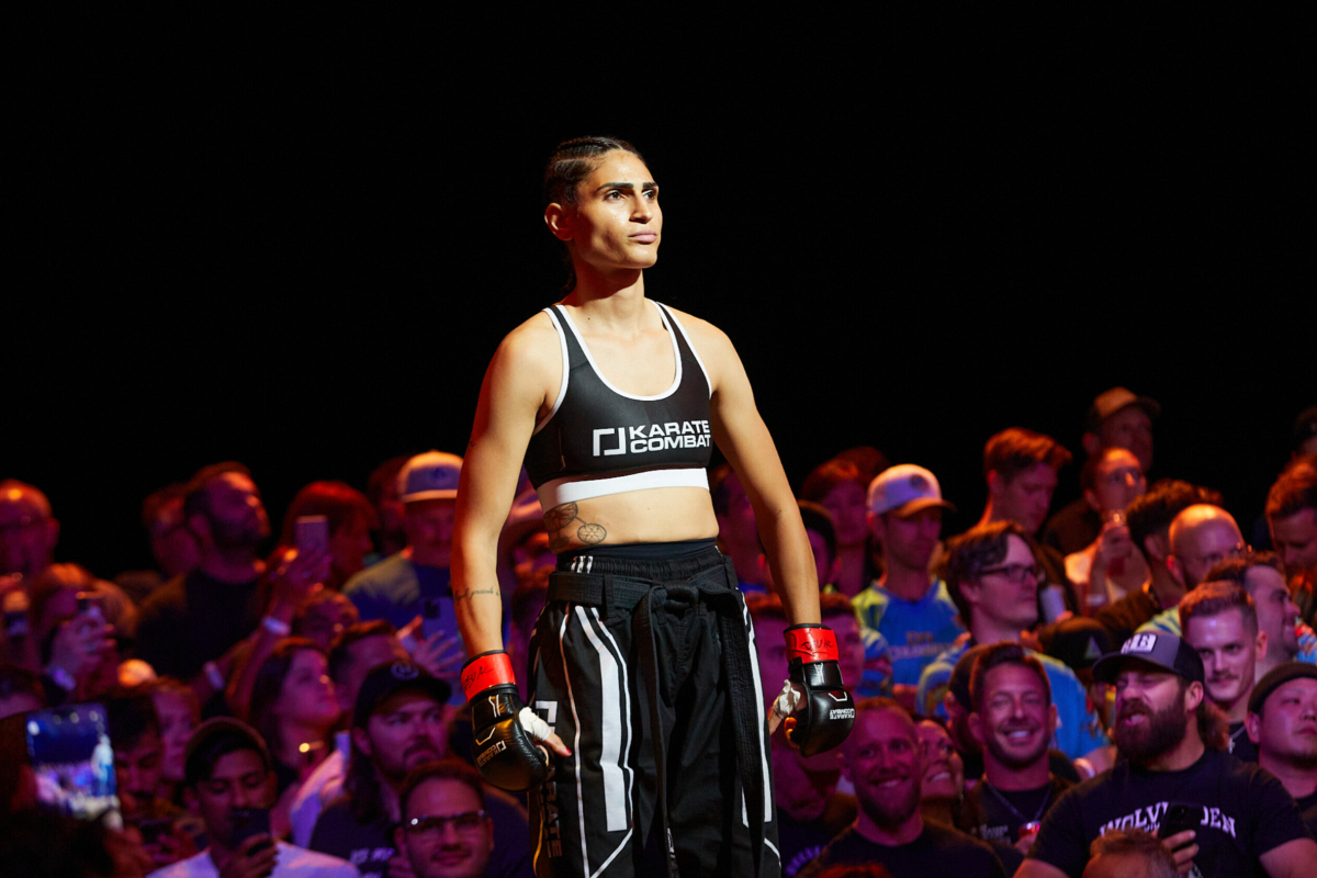 Irmã de Alex Poatan conquista cinturão peso-mosca do Karate Combat