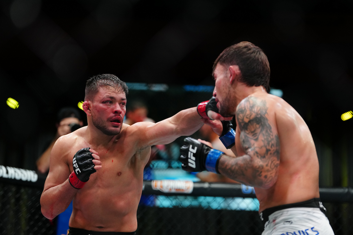 Mesmo derrotado, Elves Brener embolsa R$ 275 mil por ‘Luta da Noite’ no UFC Vegas 108