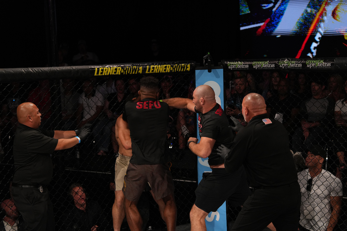 Strickland recebe seis meses de suspensão por caso de invasão de cage e agressão no Tuff-N-Uff