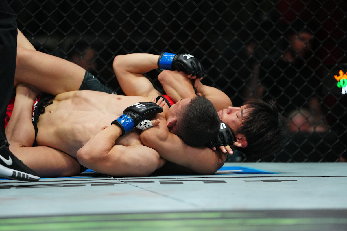Tatsuro Taira e Hyun Sung Park duelaram na luta principal do UFC Vegas 108