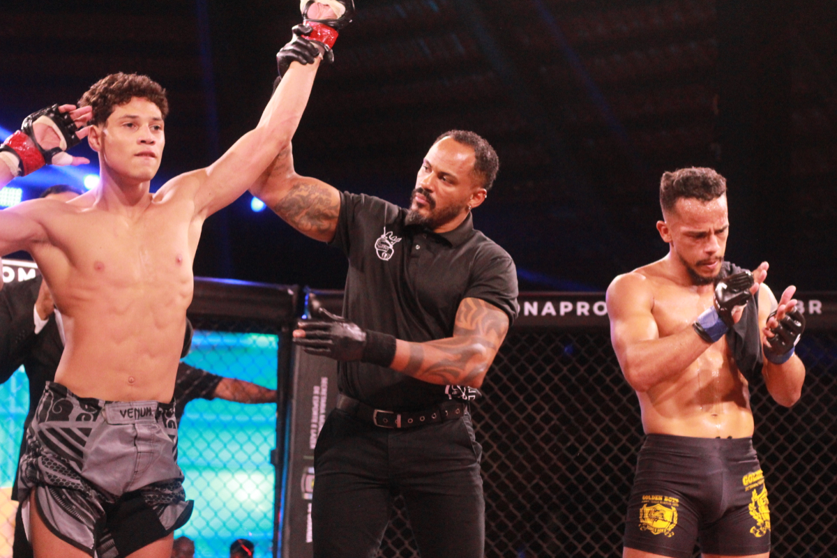 Adriano Imperador mantém hype com nova finalização no Future MMA 15