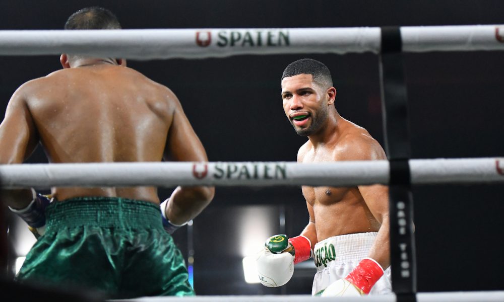 Hebert Conceição venceu Yamaguchi Falcão no Spaten Fight Night 2