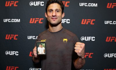 Allan Puro Osso Nascimento posando para foto após vitória no UFC Vegas 110